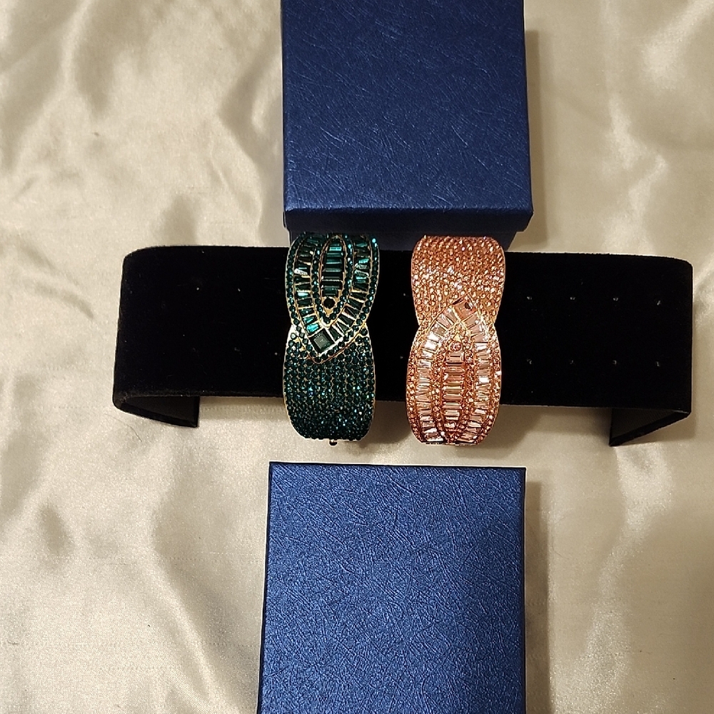 Set Of 2 Fashion Bracelets